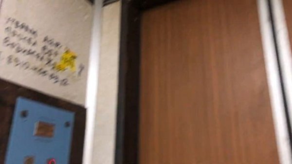 Лифт КМЗ 1992 г. @ Ул. Подольская, 20 (г. Подольск, МО)