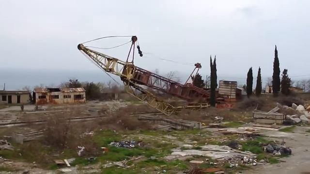 Кран упал смотреть онлайн