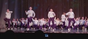 «Не огорчайте маму». Детский образцовый ансамбль эстрадного танца «Улыбка» г. Йошкар-Ола