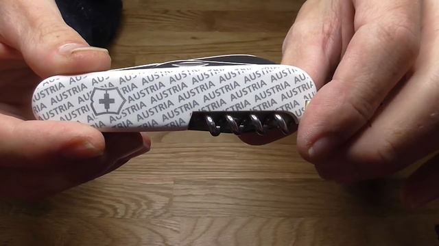 Vorstellung Victorinox Spartan Sonderedition Mozart смотреть онлайн
