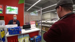 СОТРУДНИКИ ЭЛЬДОРАДО ТУПЯТ / ОФОРМИЛИ С ПОЛИЦИЕЙ