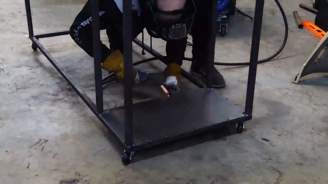 Building a DIY Welding Table/Kart for $200! смотреть онлайн