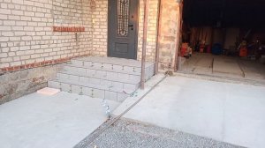 Отмостка Въезд в гараж из бетона Крыльцо Ступени из плитки Утепление цоколя Луганск