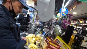 Директор - балаболка, голубой парашник, менты в Перекрёстке!