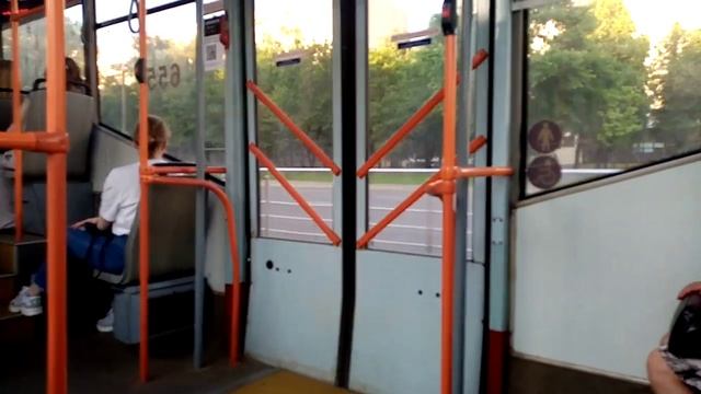 Глюк средних дверей в "БКМ-62103" #655 в Витебске смотреть онлайн