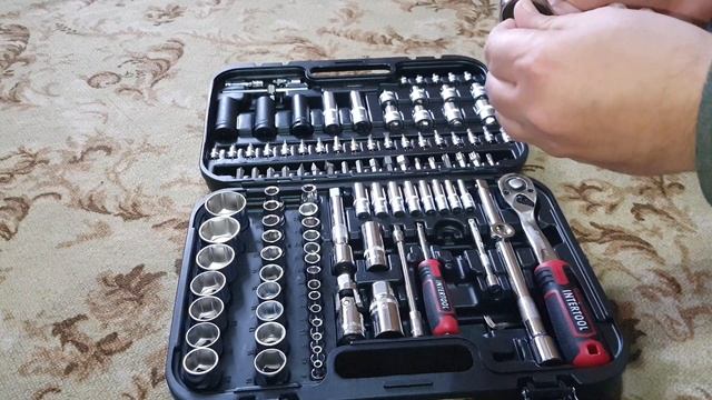 Набор инструментов Intertool STORM 1/2", 1/4", Сr-V ET-8111. Как на самом деле действительно. смотреть онлайн