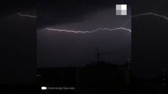 Челябинск: снял грозу на видео и замедлил молнии смотреть онлайн