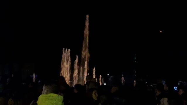 Открытие фонтана на Театральной площади. Курск 2019. смотреть онлайн