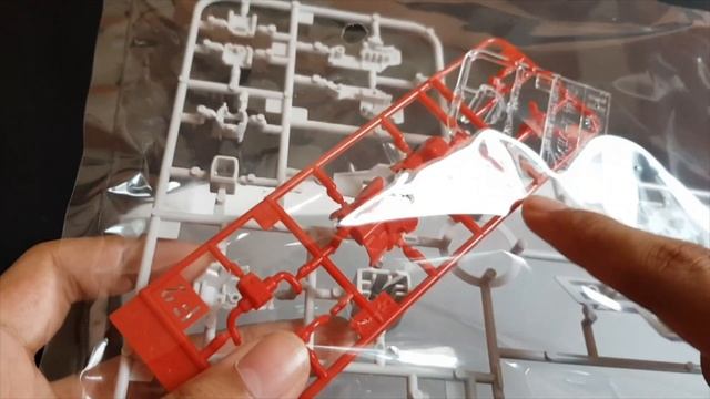 HGUC 1/144 Moon Gundam Unboxing смотреть онлайн