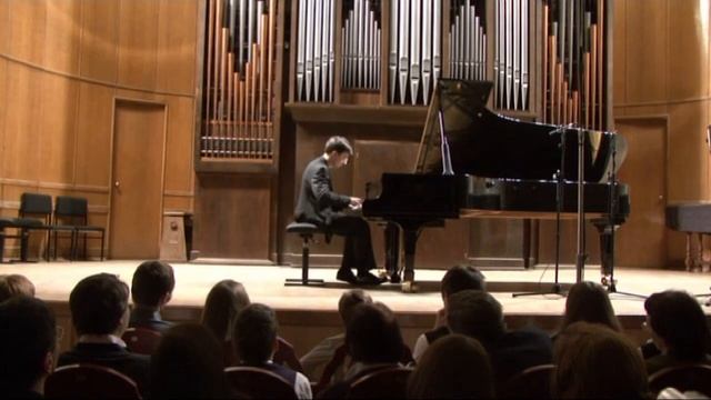 Alexander Kobrin: Chopin - Etudes in f F minor, Op.25 No.2 & C minor, Op.25 No.12 смотреть онлайн