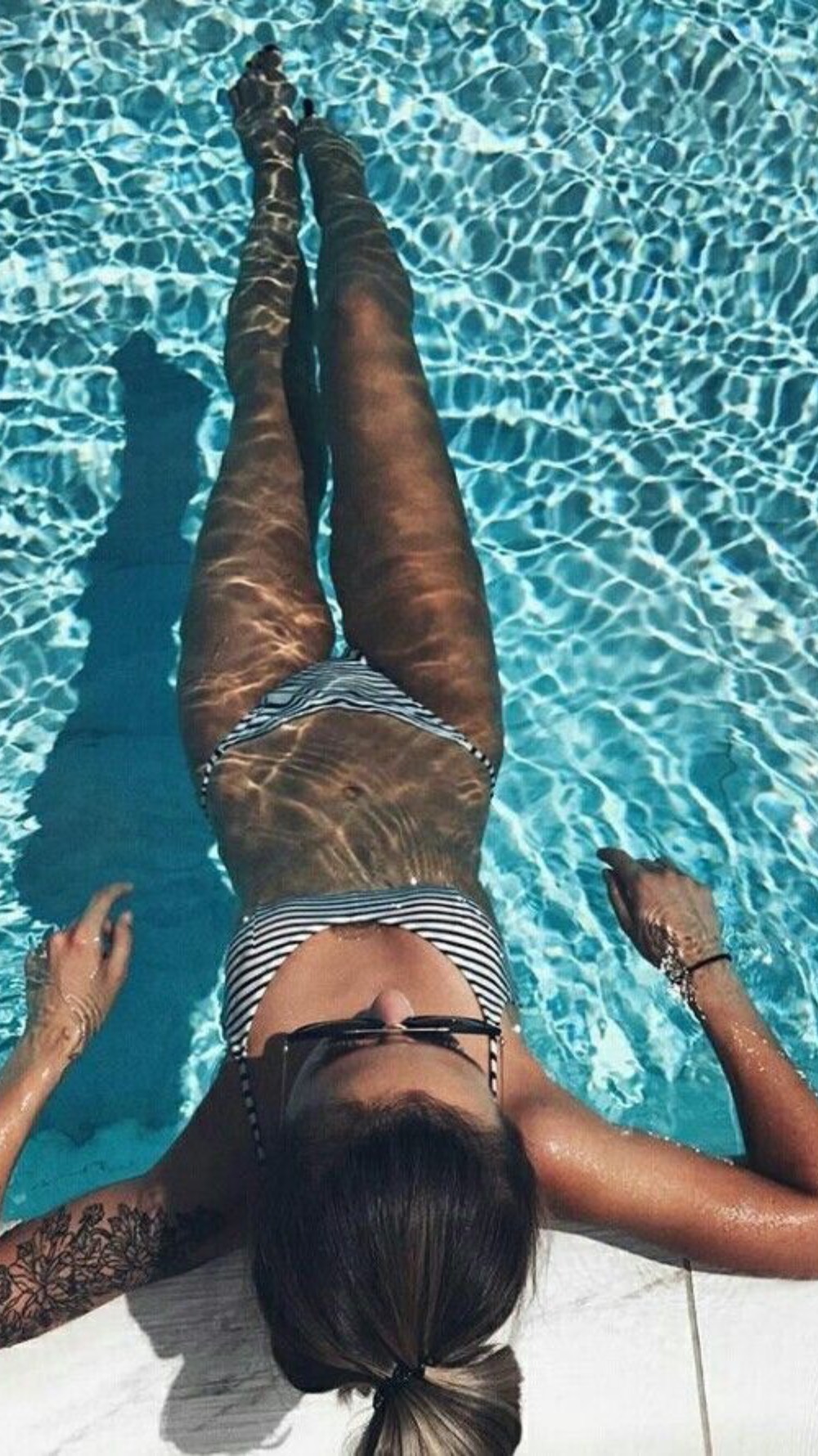 Жаркое лето даже осенью! #shorts #лето #summer смотреть онлайн
