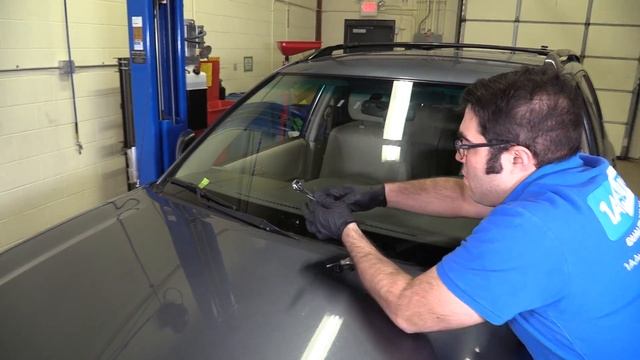 How to Replace Wiper Arms 00-07 Toyota Highlander смотреть онлайн