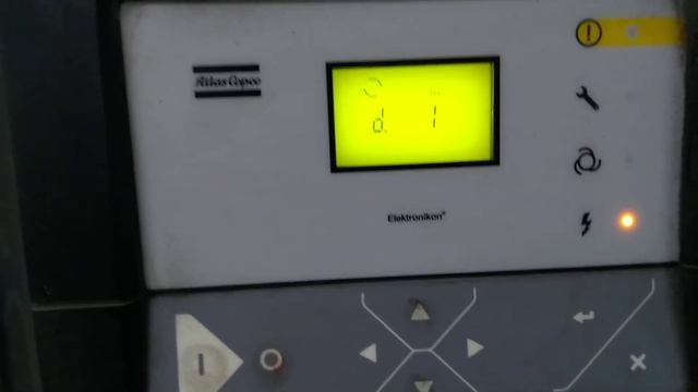 Running Hours reading atlascopco GA75 air compressor смотреть онлайн
