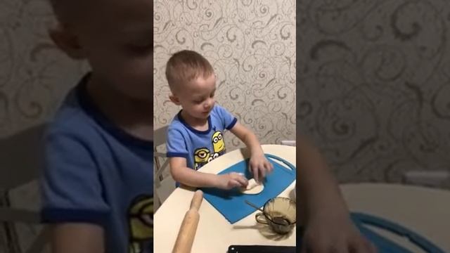 Сахарные булочки на мамин день рождения! смотреть онлайн