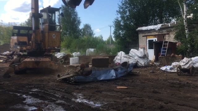 Что будет если плиту уронить на машину смотреть онлайн