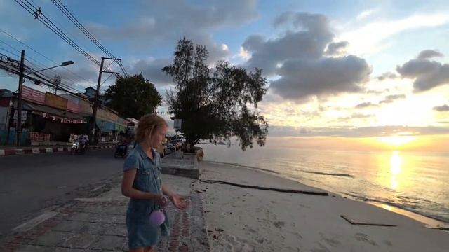 Обзор еды на рынке Натон | Уличная еда и Обзор кафе на Самуи | Еда в Таиланде на рынке смотреть онлайн