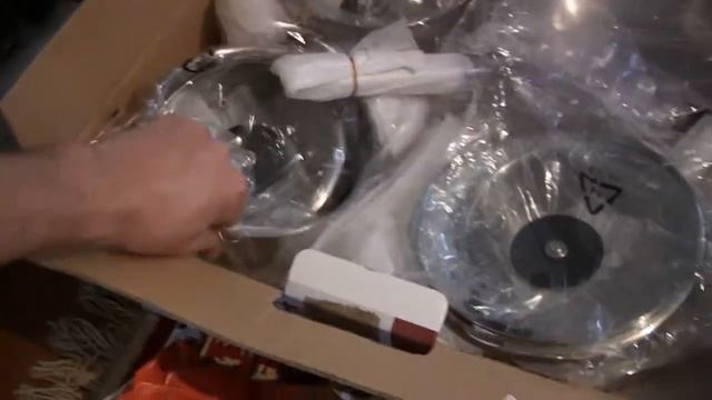 очередная посылка из Италии, посылка 2 смотреть онлайн