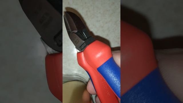 Knipex 70 02 160 режет волос после гвоздя смотреть онлайн