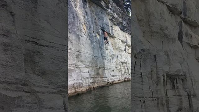 Climbing the" tufa route" смотреть онлайн
