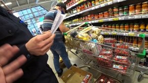 Мент испугался и вернул изъятую просрочку!!! Балашиха. 2 ч.