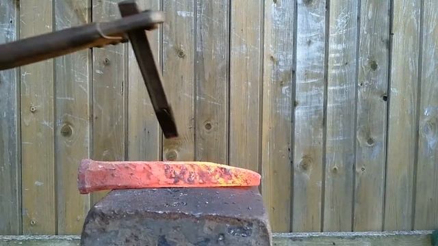 Ковка молота для доспехов смотреть онлайн