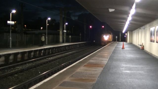 37402 'Stephen Middlemore' arriving at Carnforth working 2C31 Lancaster to Barrow 28/01/17 смотреть онлайн