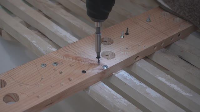 Отвёртка DEKO - мелкие саморезы смотреть онлайн