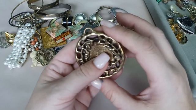 112. Посылка потеряшка 8. Распаковка смотреть онлайн