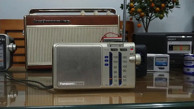 Đã bán! (110122)Giới thiệu radio panasonic RF-U150 và sony ICF-S60. Đt: 0943816734 смотреть онлайн