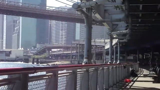 Entre Puentes: Manhattan y Brooklyn смотреть онлайн