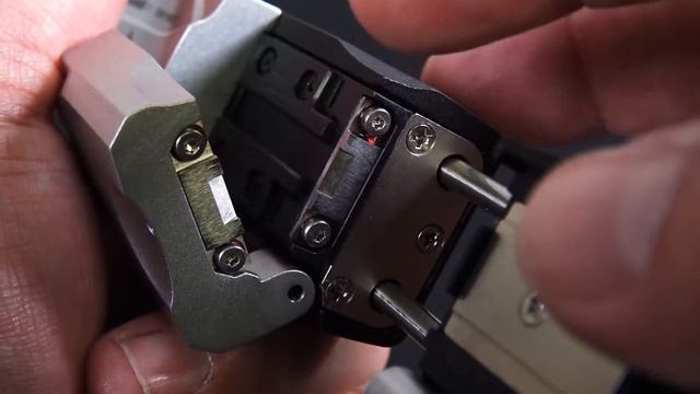 Thermal fiber optic cable stripper (How to and Overview) смотреть онлайн