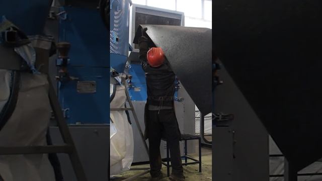 Дробилка для вторичного ПВД | Дробилка PZO 800 DLU смотреть онлайн