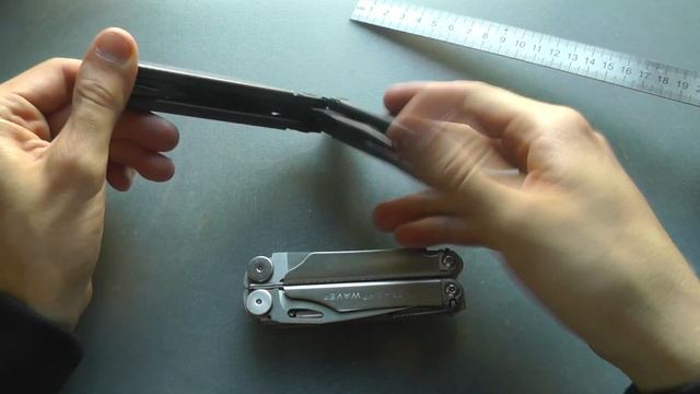 Мультитулы Leatherman Surge Vs Wave - кто круче?