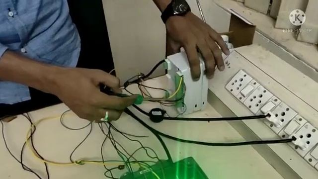 Conductivity level switch (SLW model interface with annunciator) смотреть онлайн