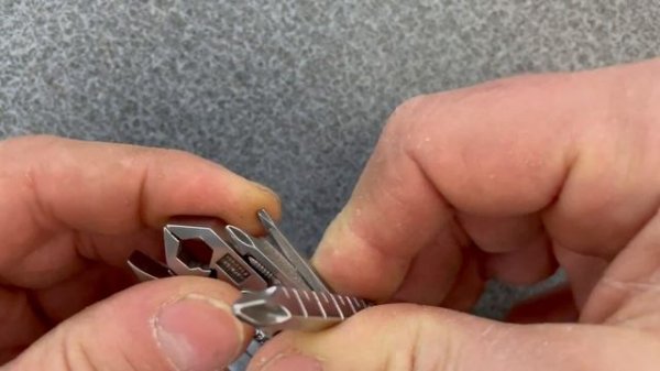 Swiss+Tech Micro Pocket Multitool Review