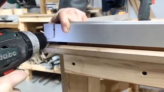 Как собрать алюминиевую коробку скрытого монтажа. Двери скрытого монтажа. Двери невидимки. смотреть онлайн