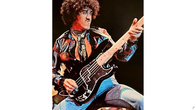 Phil Lynott Bass Beat (Rock N Roll With You Thin Lizzy) смотреть онлайн