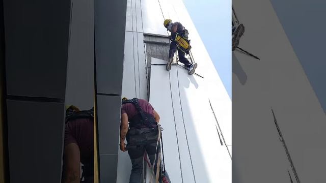 SKY TOWER LIMASSOL - BAROONS WORK AT HIGH SERVICES 2018-2023 смотреть онлайн