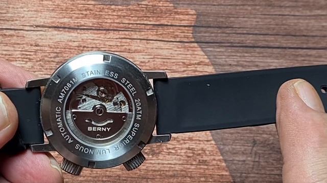 Berny!! AM7081M 200m Compressor Diver Insane Value??