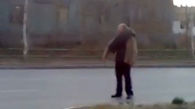 Dyadya Tolya_D _1.240.mp4 смотреть онлайн