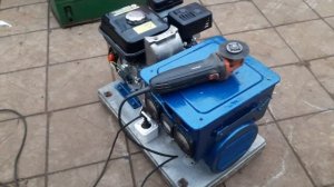 Генератор ГАБ 1 з китайським двигуном у роботі