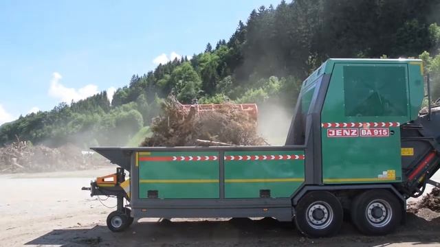 Schredder Maschinenring Kufstein Jenz BA915 смотреть онлайн