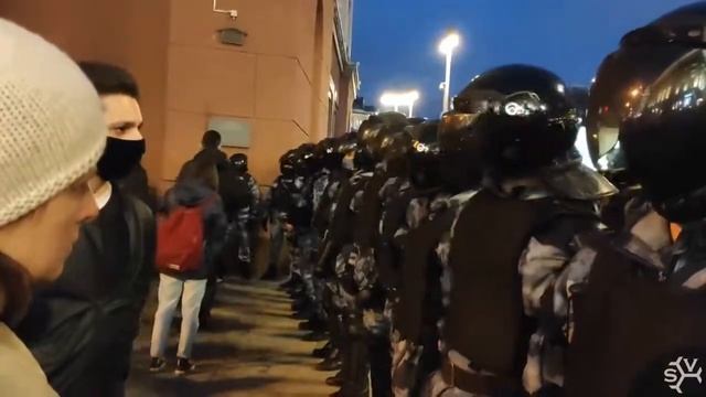 Сколько у тебя зарплата спросили у омон смотреть онлайн