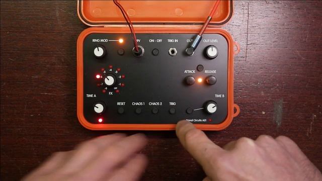 A01 - Glitch & Noise Generator смотреть онлайн