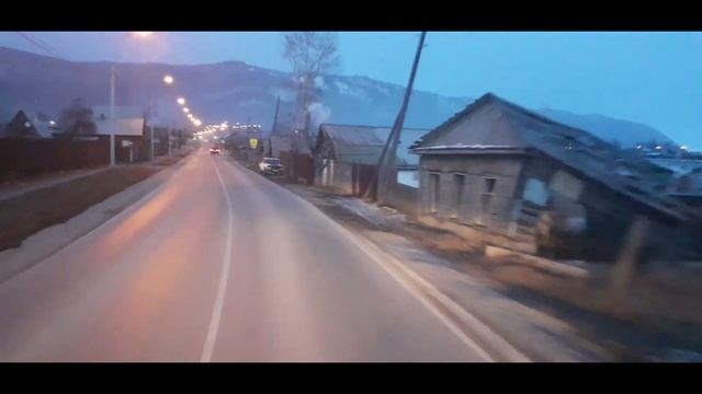 24. Дальнобой с Востока на Запад: Прохожу перевал Култук ночью смотреть онлайн