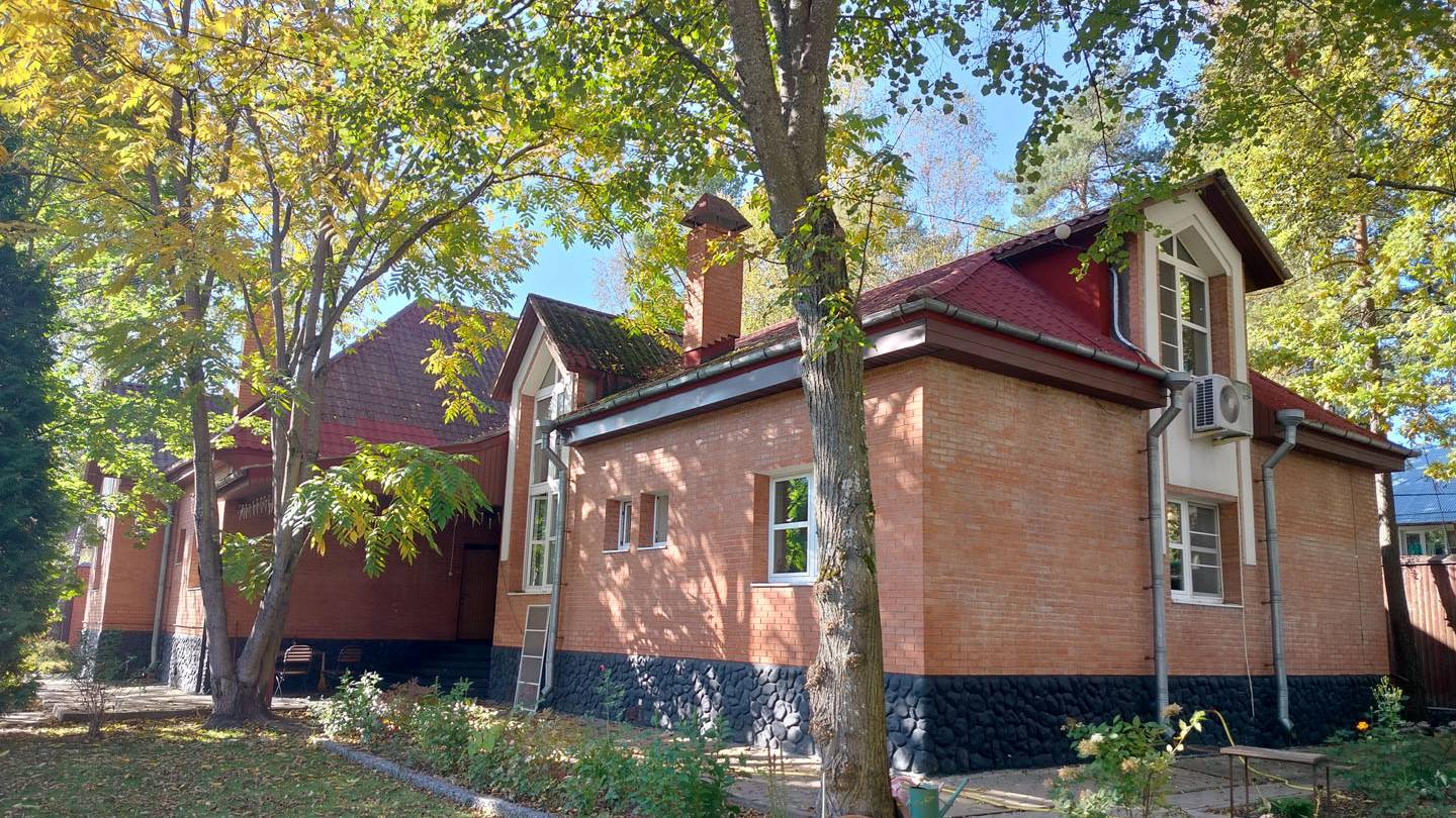 Дом в аренду в Одинцовском районе с. Жаворонки смотреть онлайн