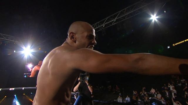 MMA | HEXAGONE MMA 2 - L'EVENEMENT MMA AU ZENITH DE PARIS смотреть онлайн