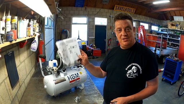HBM 30 Liter Professionele Low Noise Compressor | Unboxing смотреть онлайн
