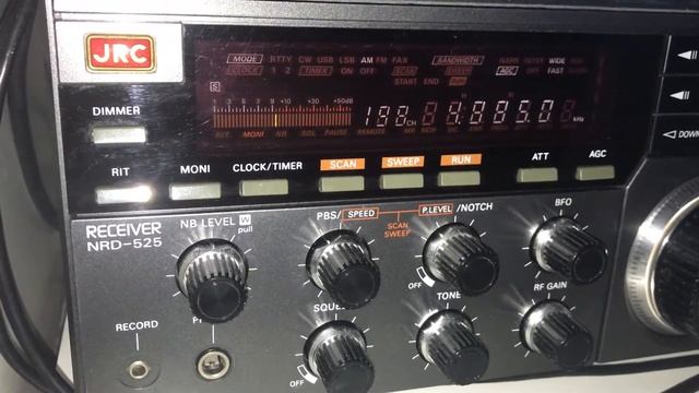 Rádio Clube do Pará 4885 kHz, Belém, Brazil copied in Oxford UK with JRC NRD-525 смотреть онлайн