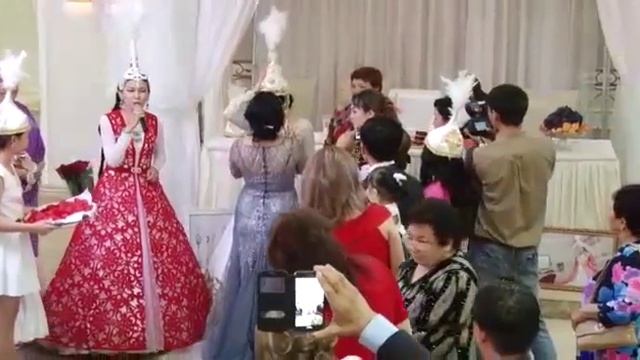 Узату той астана. Ерхан Адилов. Организация мероприятий 87026303434 смотреть онлайн